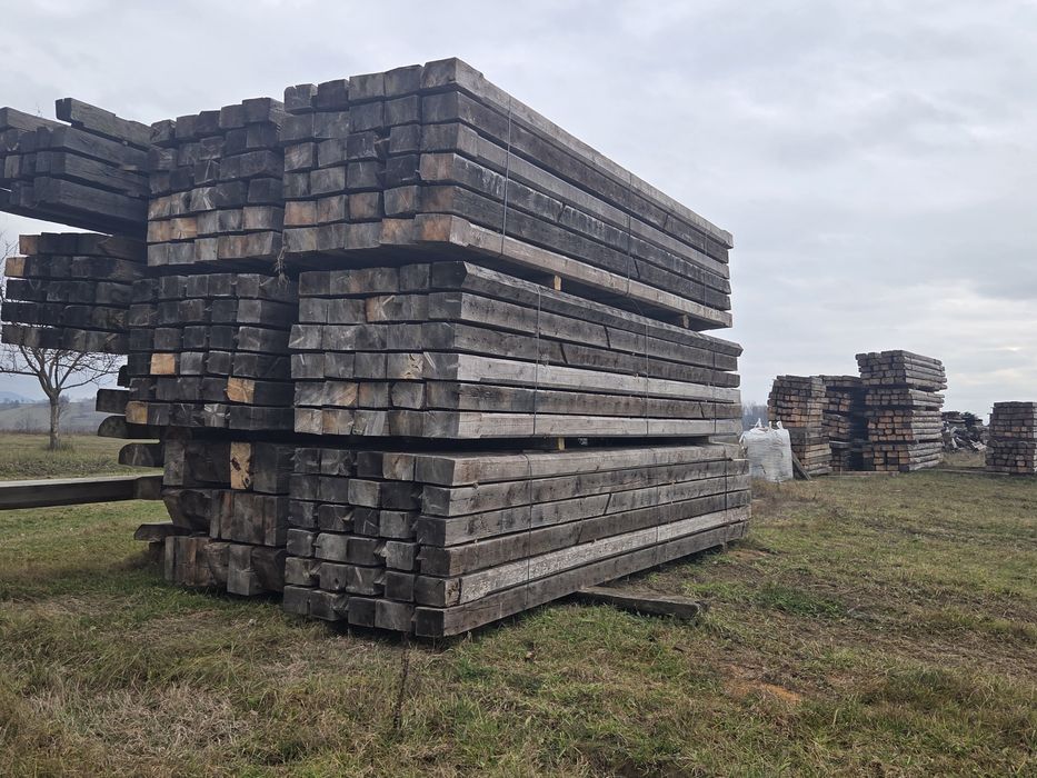 Grinzi  vechi de   brad