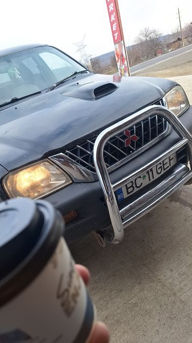 Vând L200 volan dreapta