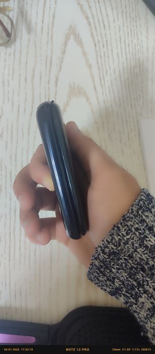 Redmi  Novey Samsung 
Novey senat 400 000 ming
Novey 200.000 ming
Gala