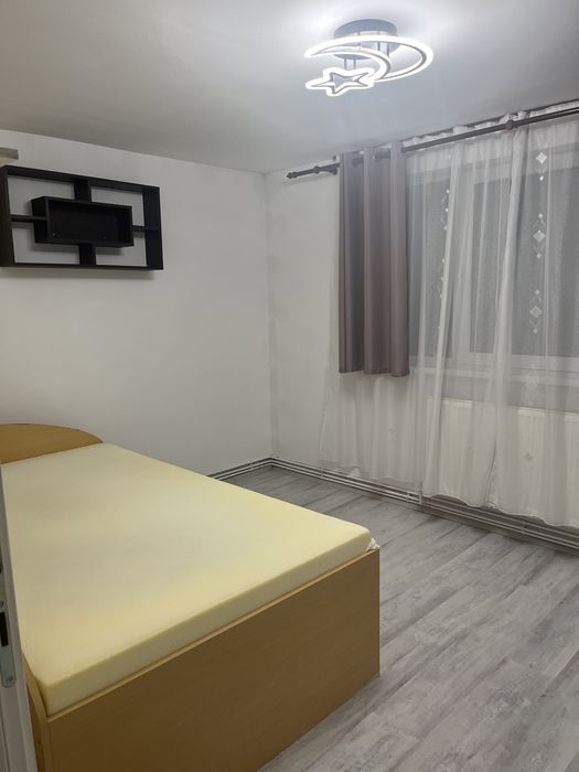 Apartament de inchiriat