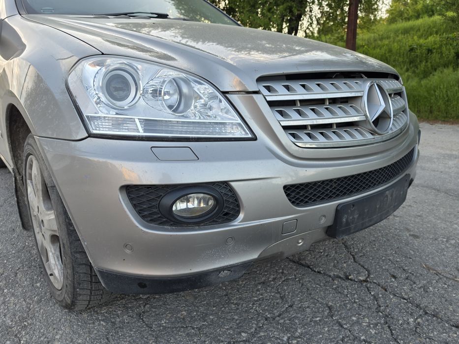 Предна броня Mercedes ML W164 оригинална Мерцедес МЛ В164