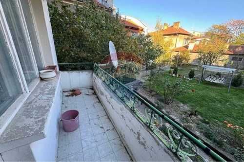 Продава се Етаж от къща в Шумен, Пожарната - 110 кв.м за 1395 €/кв.м - Снимка #18