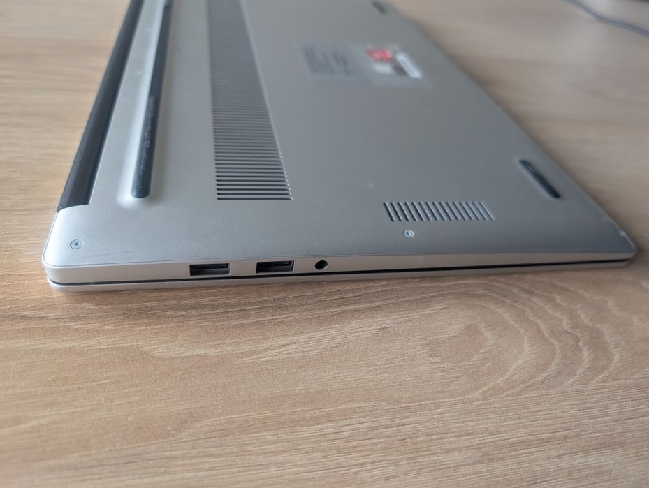 Лаптоп HUAWEI MateBook D15 / 8GB RAM / 256SSD / AMD Ryzen 5 / 1,53kg