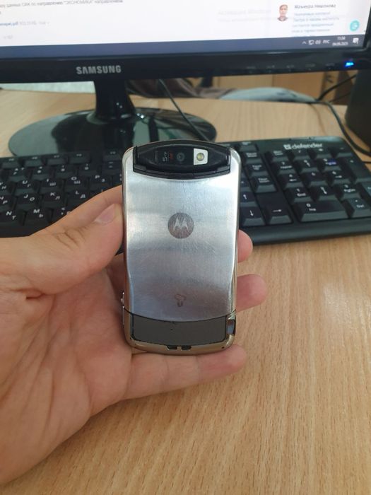 Продается Motorola V13 CDMA Perfectum