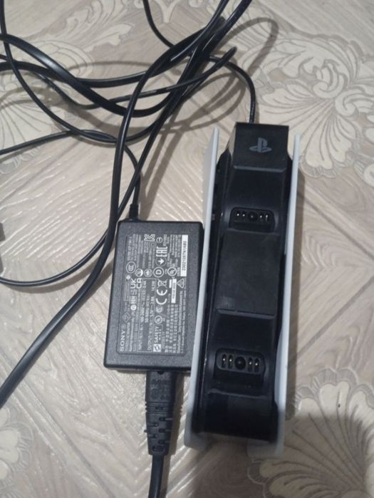 Зарядка (ps5) и подставка