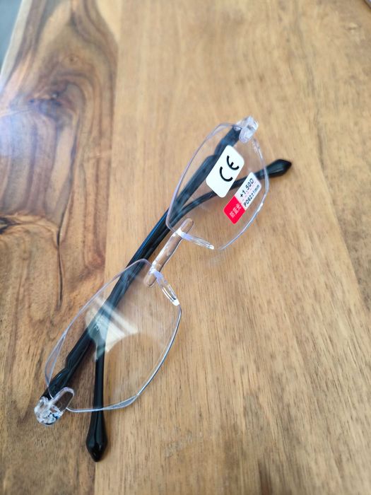 Очила за мъж/жена +1.50 D