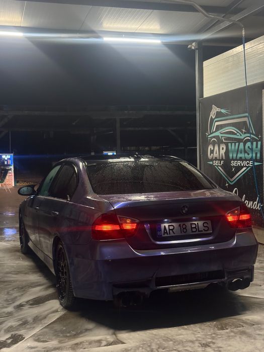Bmw e90 320i 2008