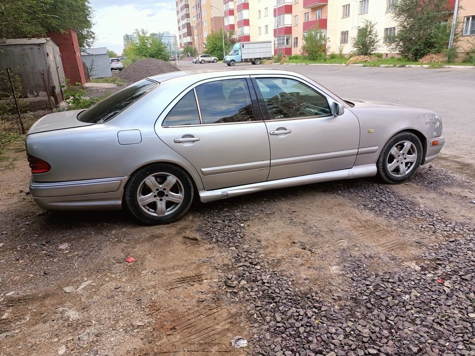 Продам Мерседес 210