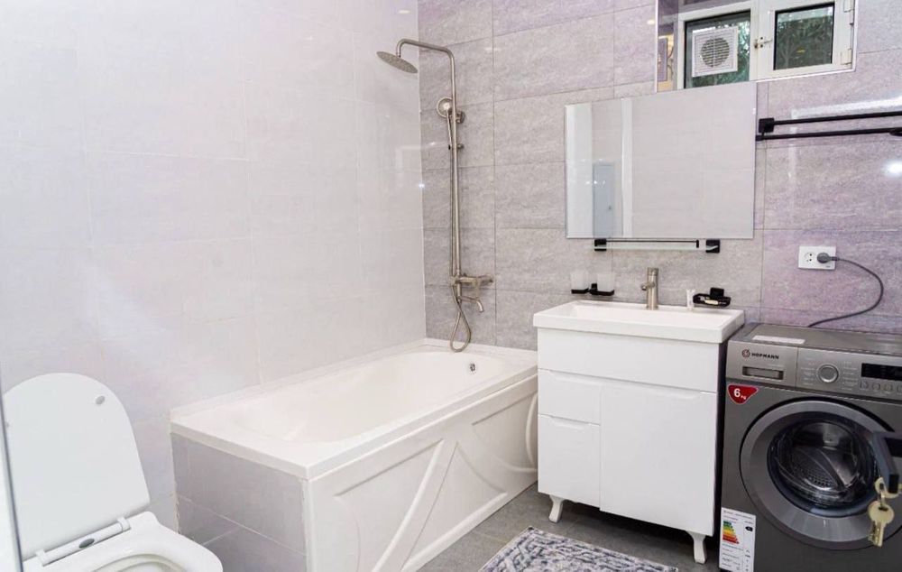 Мираб Район, 3 комн 3/3/5 Ор.Канадская Школа