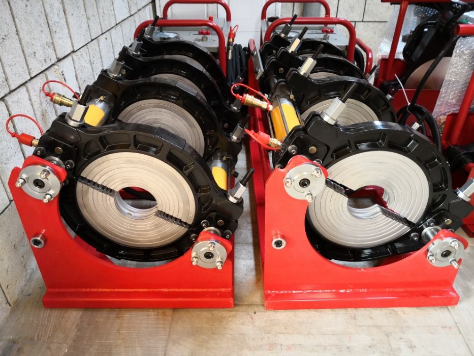 Машина за челно заваряване на тръби HDPE