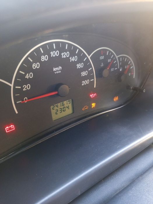 Приора седан 2011