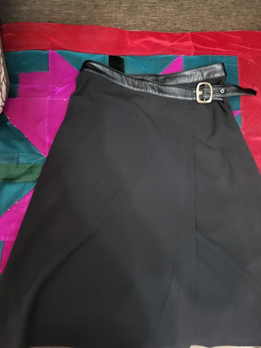 Продам женскую юбку