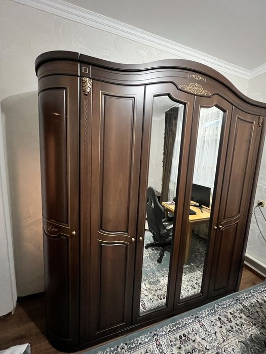 Мебель чистая Белорусь всего 2 месяца стояла покупали за 800 тысяч