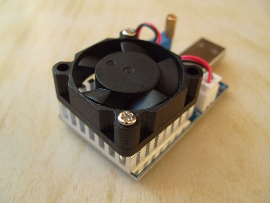 Регулируемо електронно USB съпротивление LD15