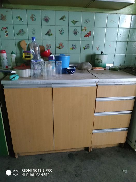 Продается советсий кухонный гарнитур