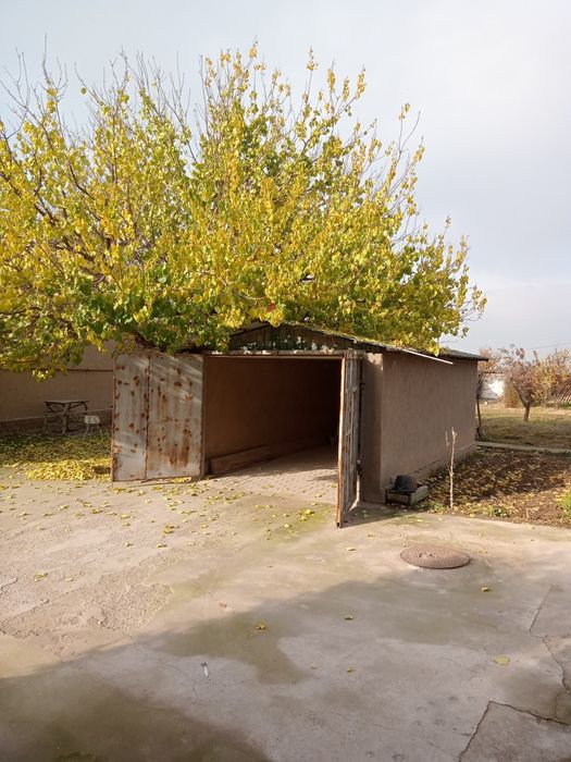 Uy uchastka srochna sotiladi 31sotix