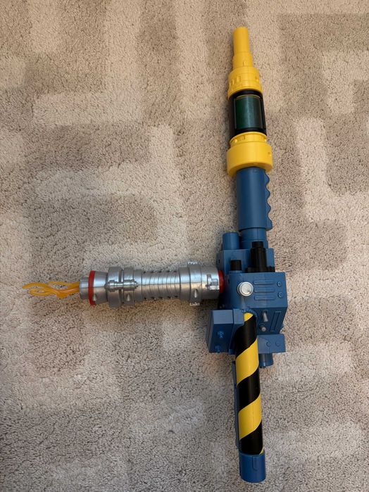 Blaster customizabil Ghostbusters Proton (Echipament de Vanatoare de Fantome pentru Copii )