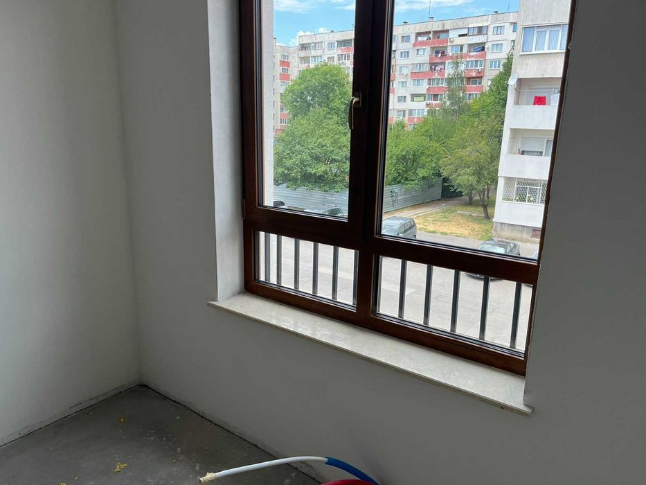 Двустаен имот в Обеля 1