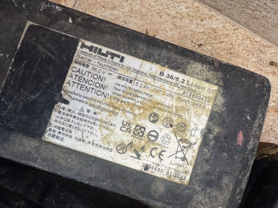 Baterii hilti 36volti defecte