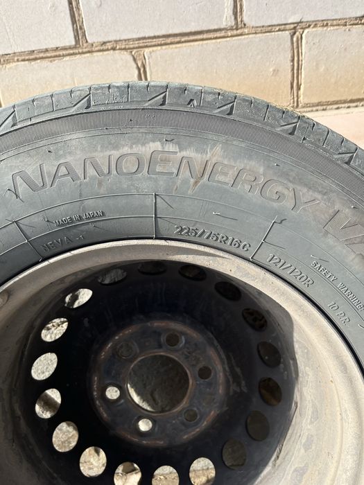 Продам шины с дисками