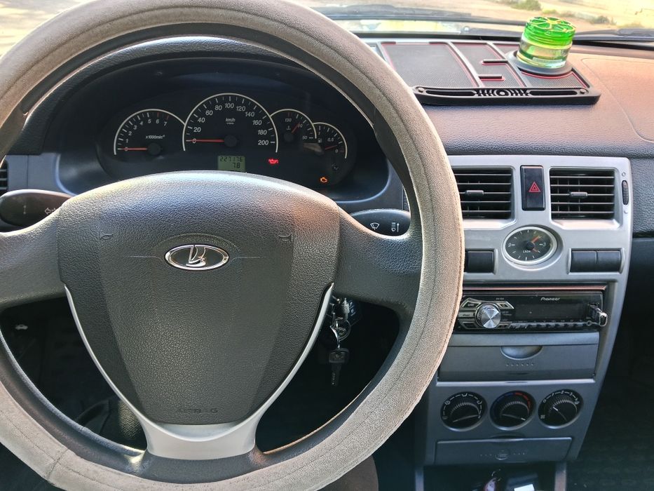 Продам приору 2013