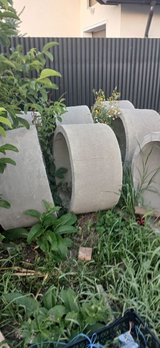 Vând tuburi fântână cu diametrul  exterior  de 100cm și înălțime de 50 cm