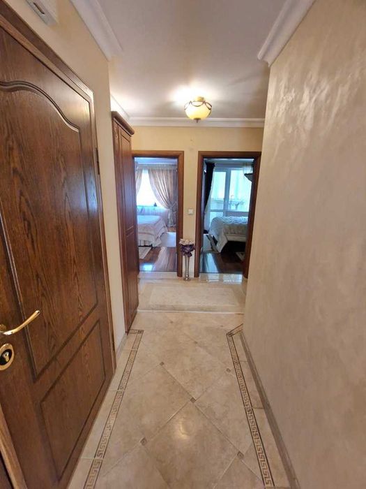 Продава се Тристаен апартамент в Благоевград, Широк център - 124 кв.м за 2097 €/кв.м - Снимка #8