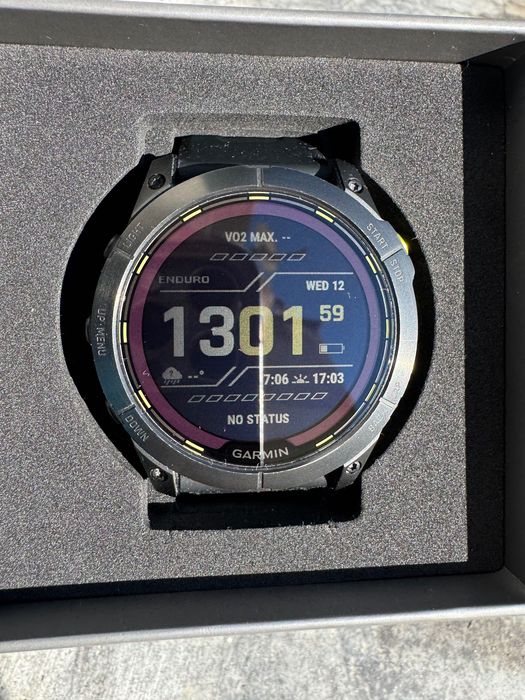 Garmin Enduro 2 Sapphire Solar