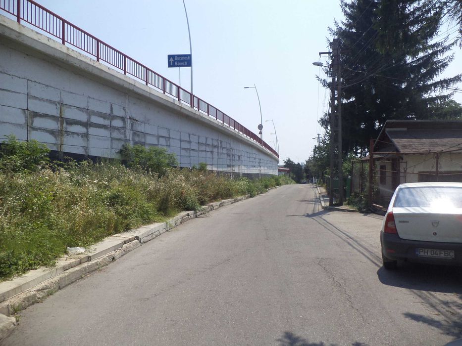 Teren intravilan in suprafata de 10712 mp si constructii