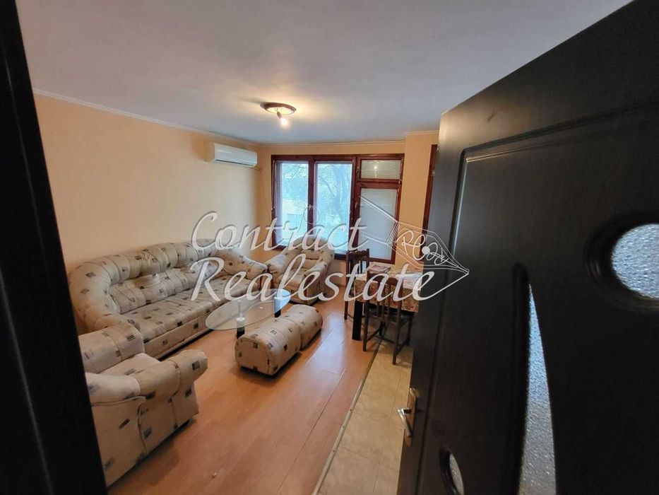 Дава се под наем Двустаен апартамент в Варна, Център - 60 кв.м за 392.7 € - Снимка #3