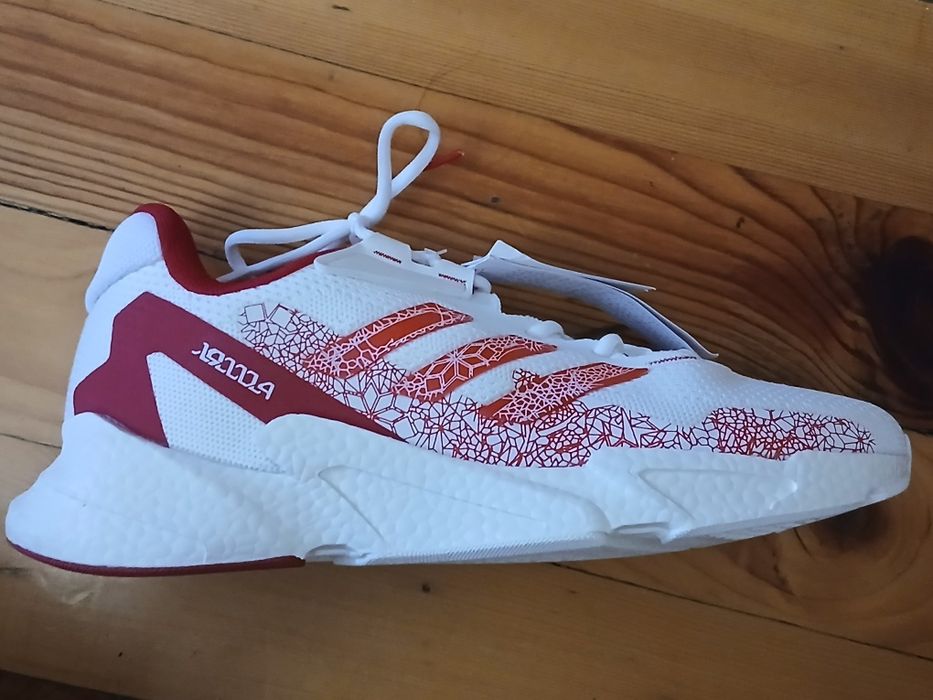 Маратонки ADIDAS