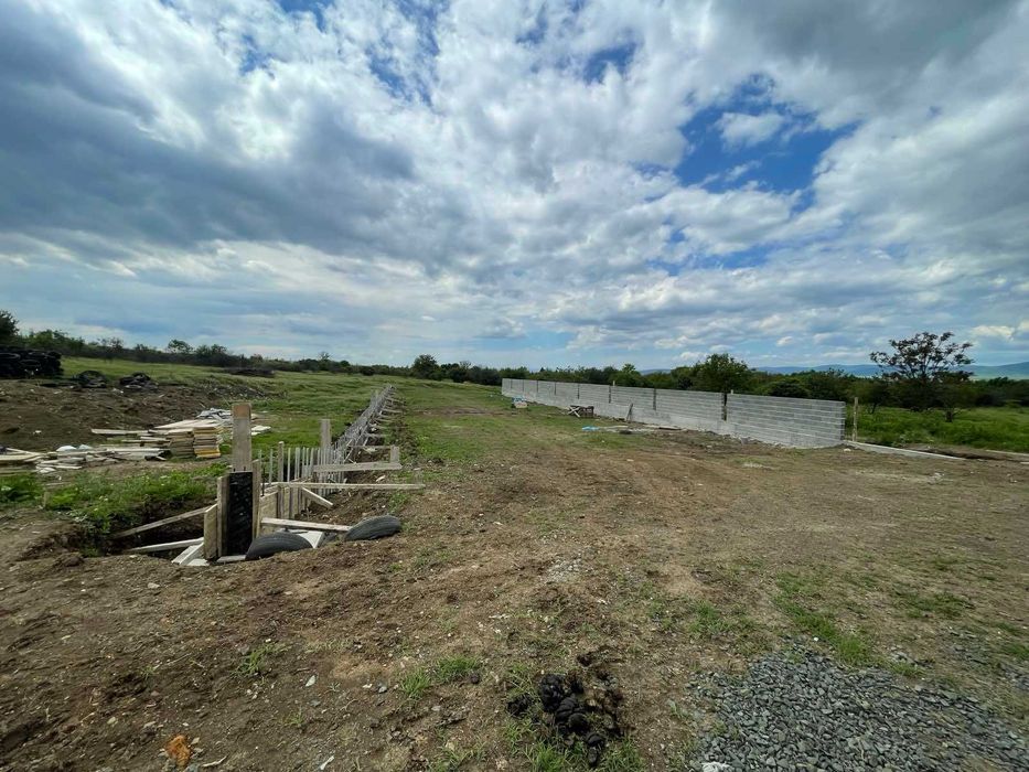 Продава се Парцел в Карнобат - 16000 кв.м за 0 €/кв.м - Снимка #7