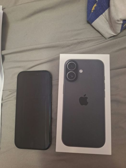 Iphone 17 base 256GB 100% батерия