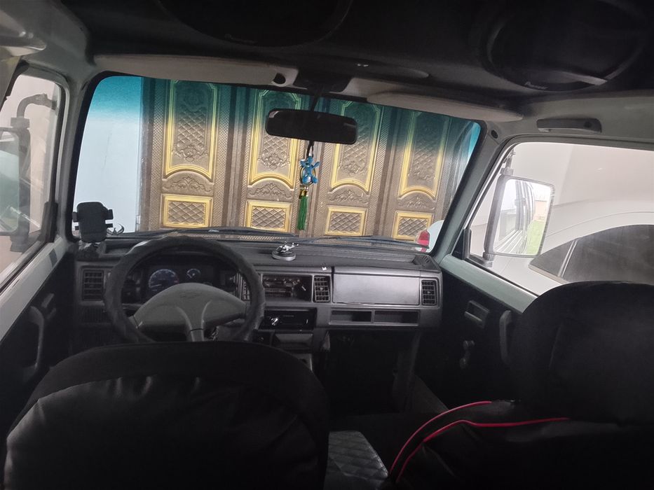 Damas sastayanasi siz kutganda yaxshiroq.