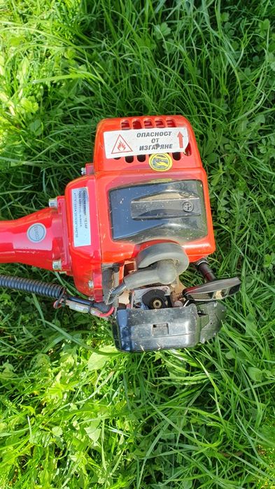 Продавам Бензинов тример