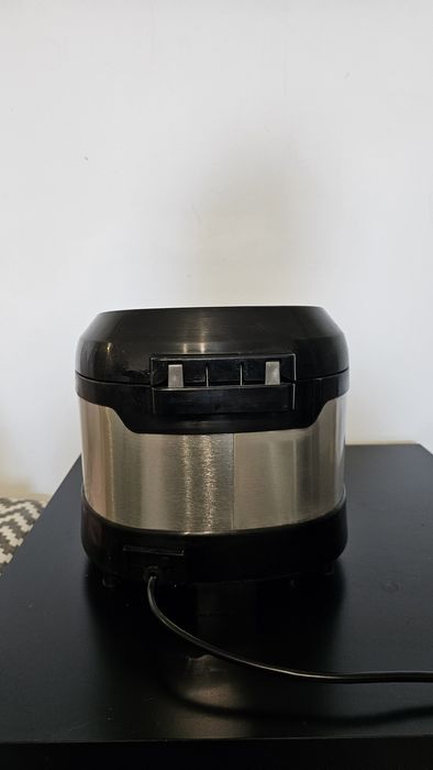 Friteuza Tefal foarte putin folosita