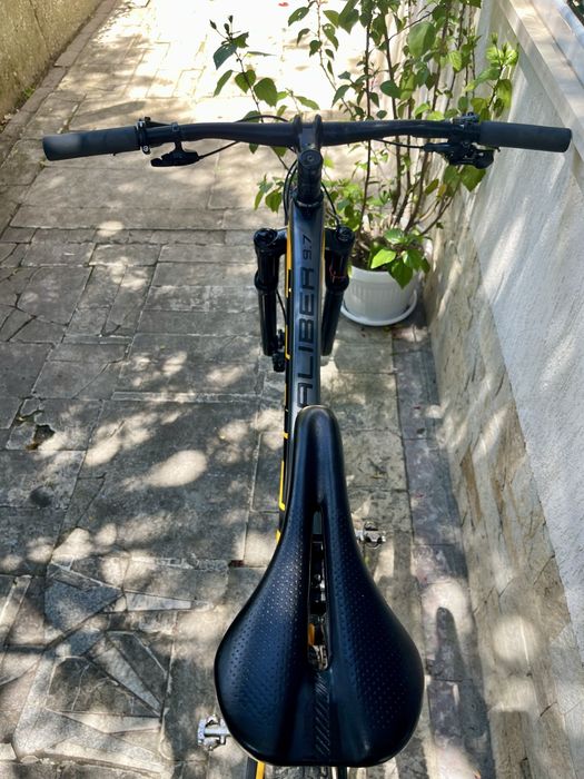 Най-висок клас карбонов велосипед Trek Procaliber 9.7 Gen2