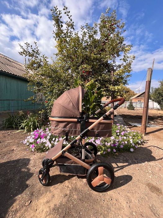 Детская коляска-трансформер