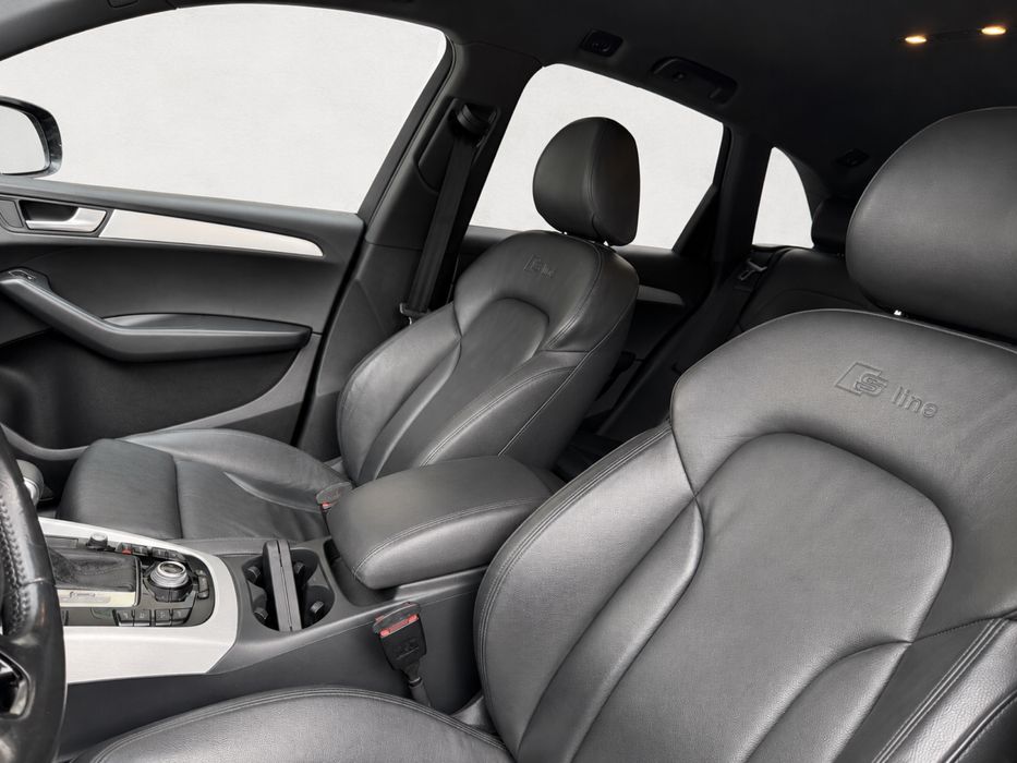 Vand Audi Q5 3.0 tdi quatro S-line