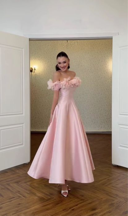 Продам платье красивое