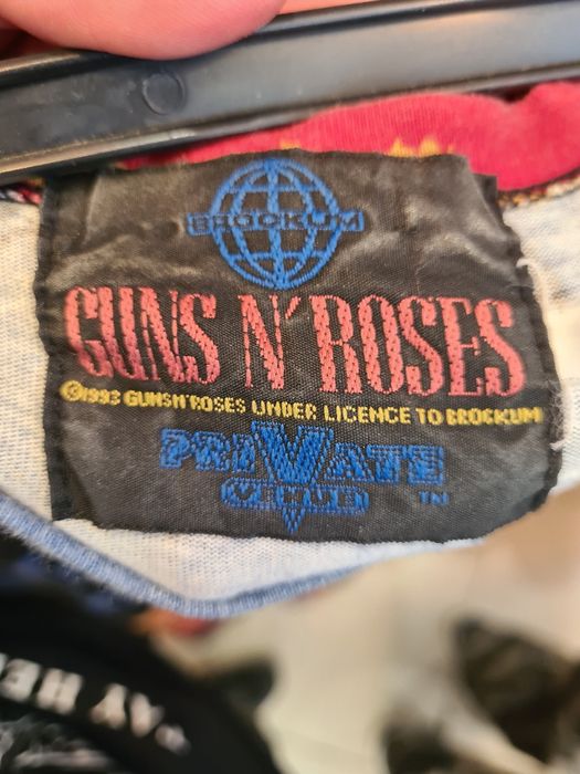Много рядка блуза на Guns N' Roses 1993