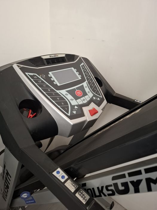 Беговая дорожка, велотренажёр, турник