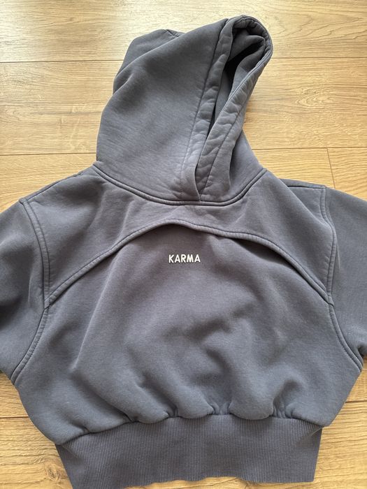 Суичър на Karma