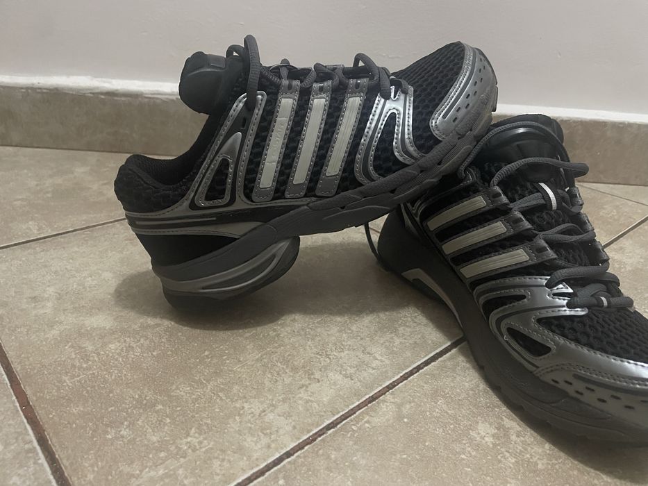 adistar control 5 black