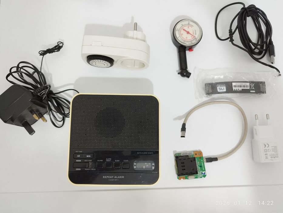 Vând componente Pc etc.Toate împreunā 40 ron