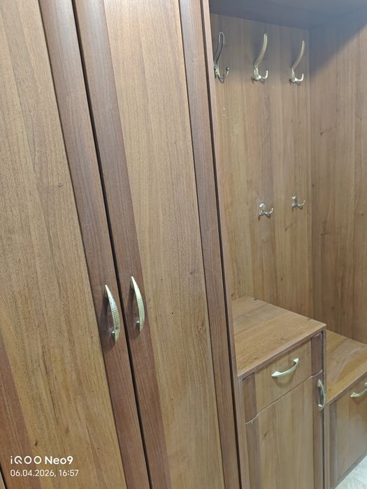 Продам прихожку 150 х 231 см