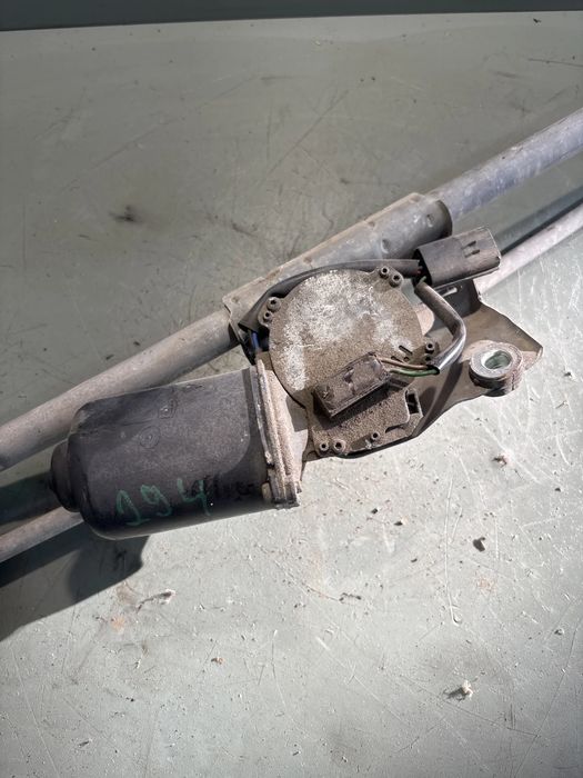 Ansamblu stergatoare parbriz volan pe stanga Land Rover Freelander
