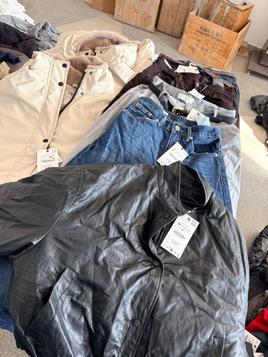 Vând afacere outlet Zara