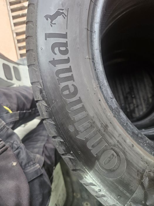 Гуми 235/60/18 дот20