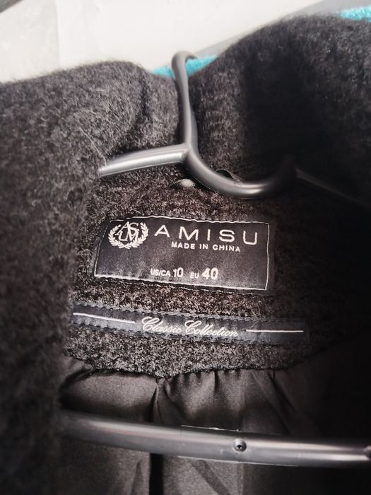 Продаю пальто демисезонное